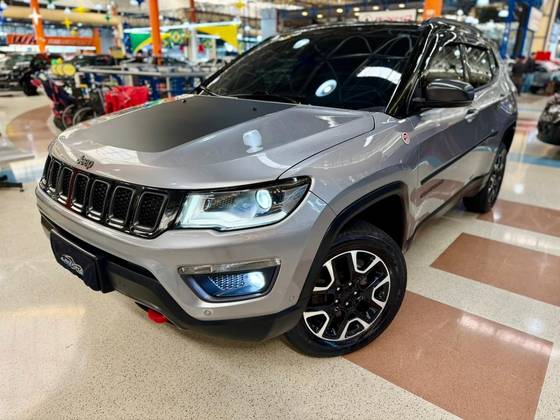 JEEP COMPASS 2.0 16V DIESEL TRAILHAWK 4X4 AUTOMÁTICO JEEP COMPASS 2.0 16V DIESEL TRAILHAWK 4X4 AUTOMÁTICO